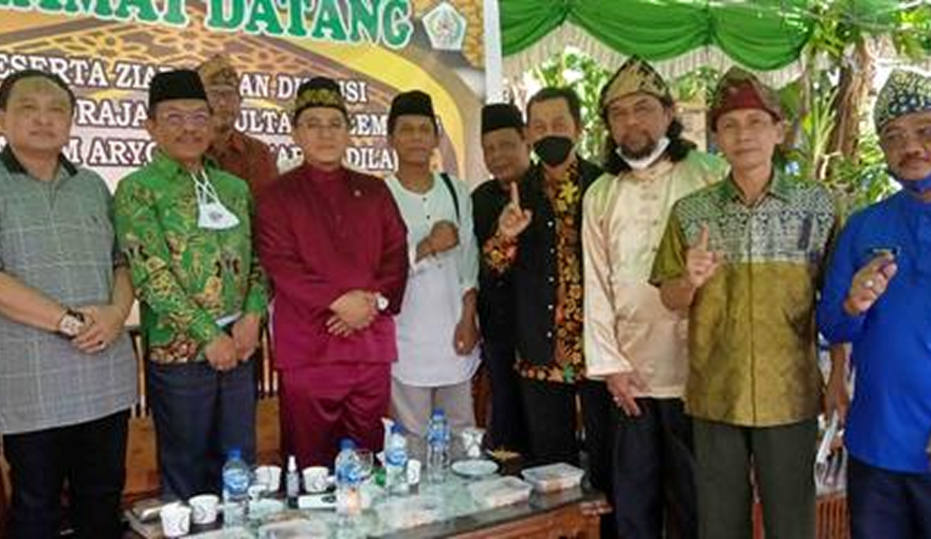Pujakesuma Sumsel dan KPD Tabur Ziarah di Makam Para Raja dan Sultan Palembang