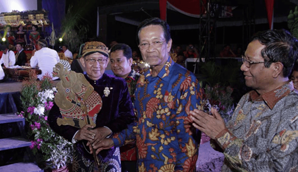 Gubernur Sumsel dan Sri Sultan Hamengkubuwono X hadiri Pagelaran Wayang Kulit Semalam Suntuk di Banyuasin